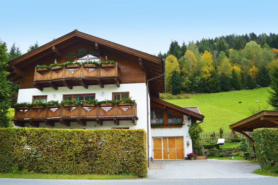 Ferienwohnungen für 2 - 6 Personen im Haus Hollinger in Eben, Salzburger Land